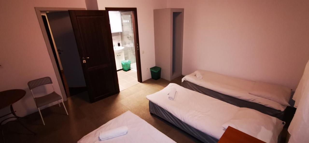 Hostel Warszawa-Ursus Bagian luar foto