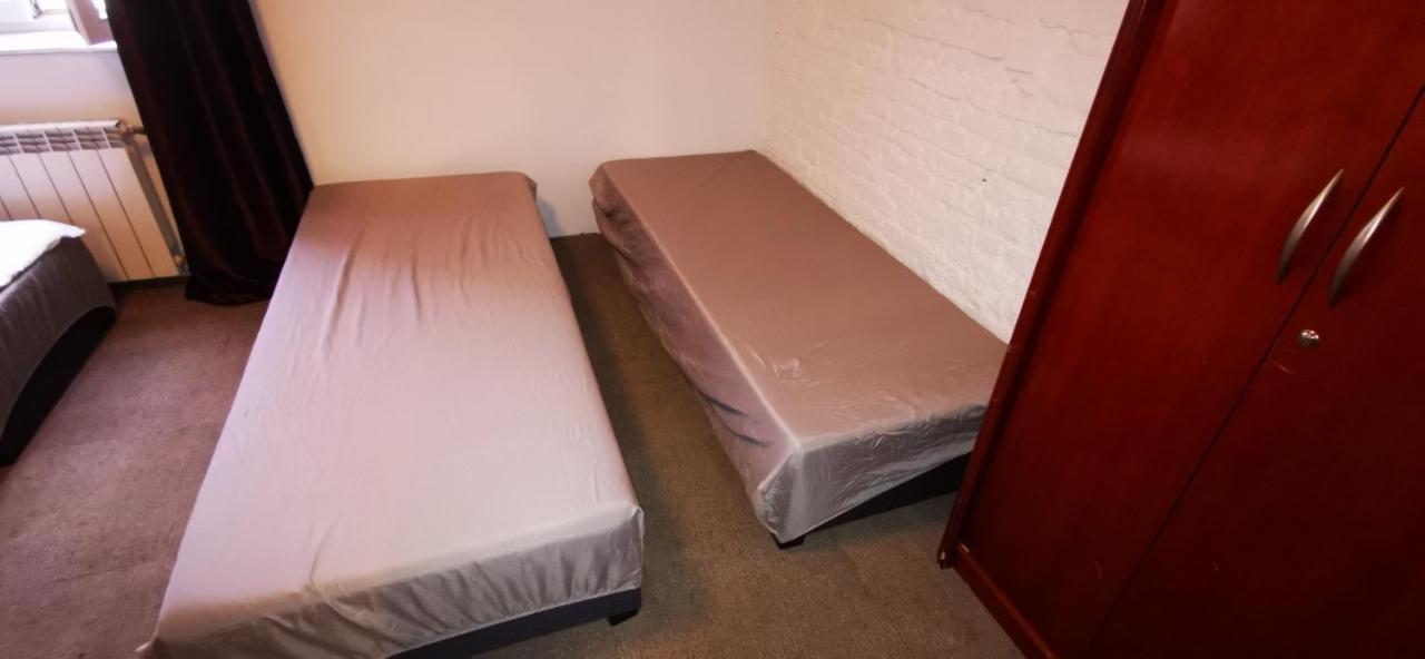Hostel Warszawa-Ursus Bagian luar foto