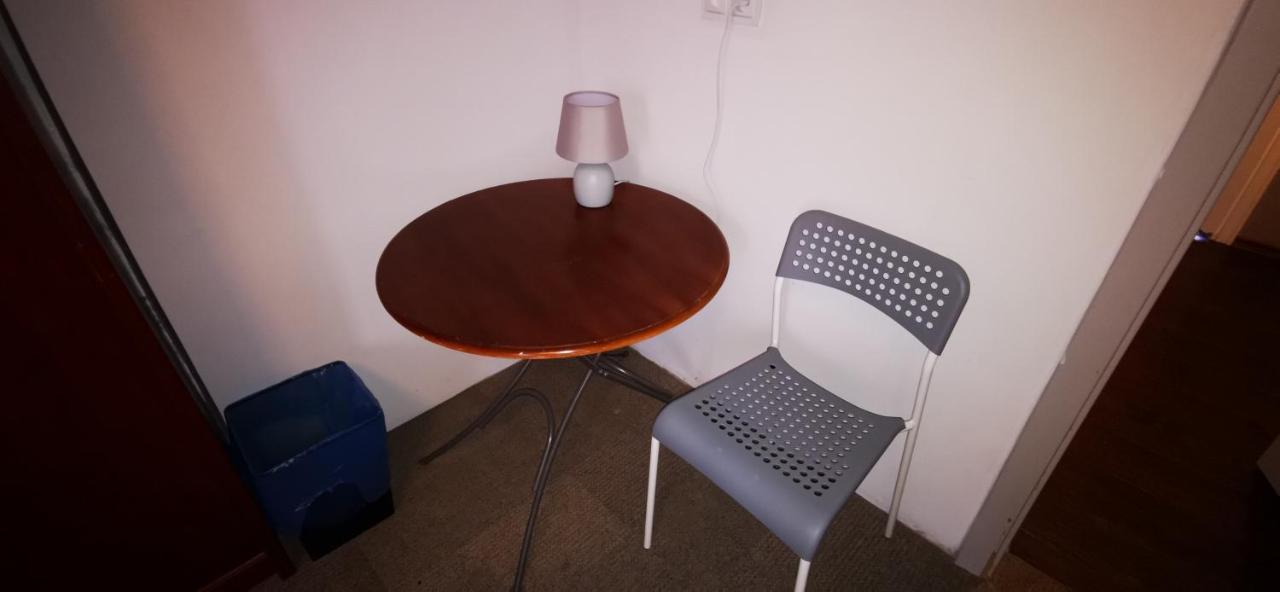 Hostel Warszawa-Ursus Bagian luar foto