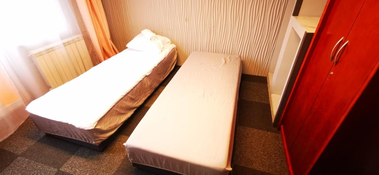 Hostel Warszawa-Ursus Bagian luar foto